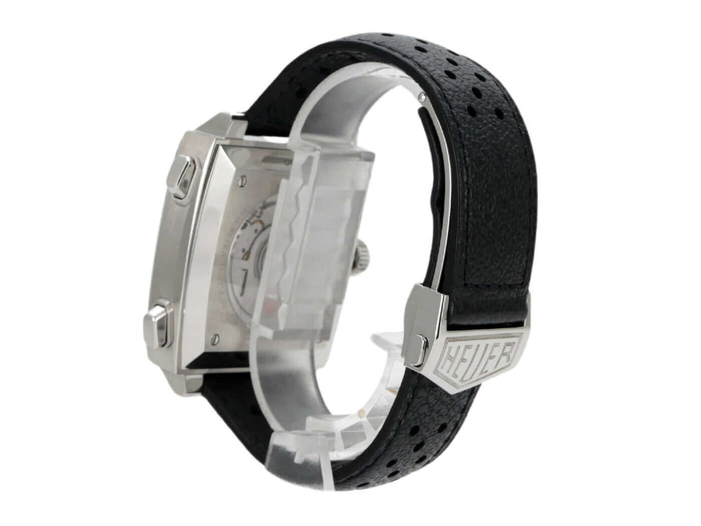 TAG Heuer Monaco Calibre 11 Chronograph mit schwarzem Lederband und Edelstahlgehäuse, rechteckiges Design.