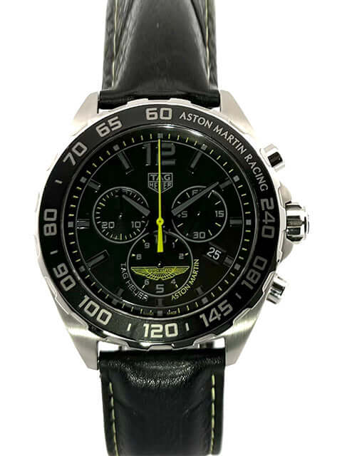 TAG Heuer Formula 1 Chronograph 43mm Aston Martin Edition CAZ101P.FC8245, schwarzes Zifferblatt, graue Lünette und schwarzes Lederarmband