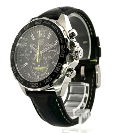 TAG Heuer Formula 1 Chronograph 43mm Aston Martin Edition CAZ101P.FC8245 mit schwarzem Lederarmband und schwarzem Zifferblatt