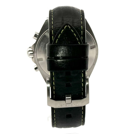 Rückseite der TAG Heuer Formula 1 Chronograph 43 Aston Martin Edition Uhr mit schwarzem Lederarmband und Dornschließe