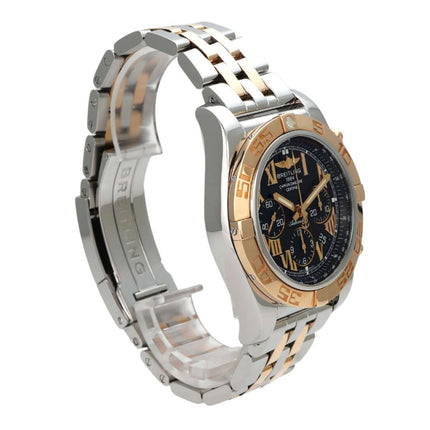 Breitling Chronomat 44 CB011012.B957.388C Edelstahl Rosegold Schwarz auf Armband