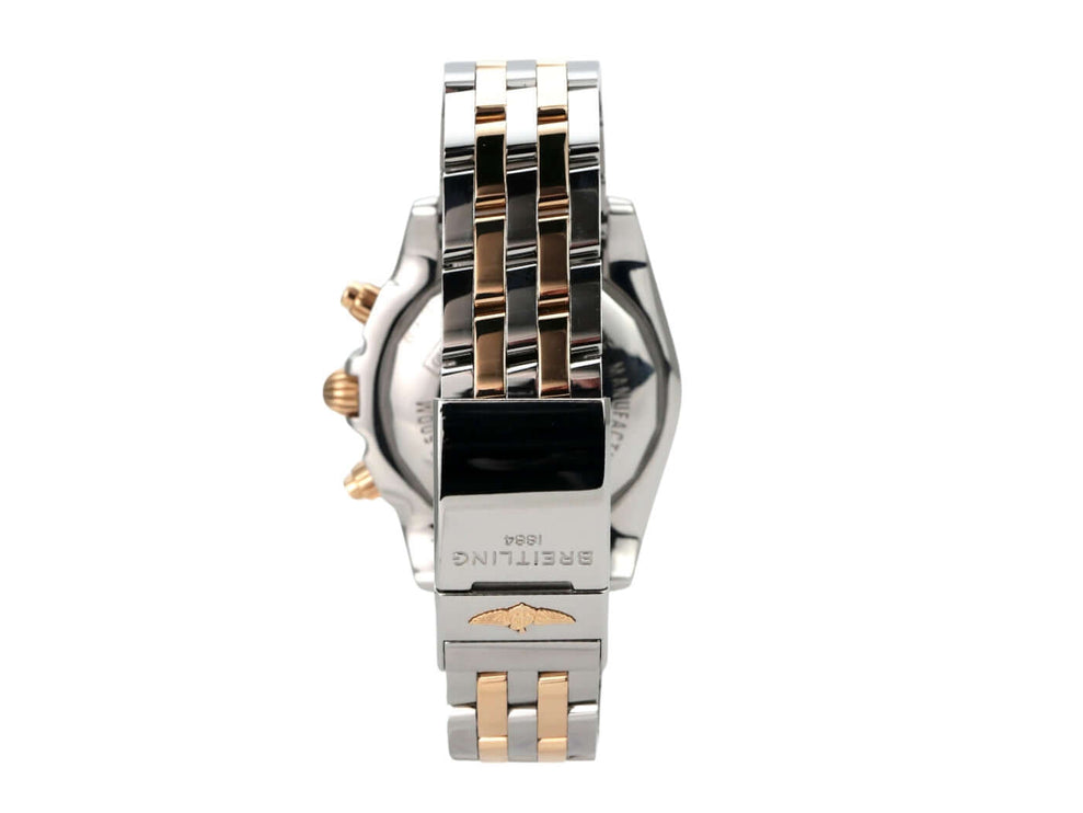 Breitling Chronomat 44 CB011012.B957.388C Edelstahl Rosegold Schwarz Armbandansicht