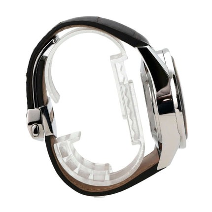 TAG Heuer Carrera Calibre 16 Chronograph CV2A1S.FC6236 seitliche Ansicht mit braunem Lederband und Edelstahlgehäuse.