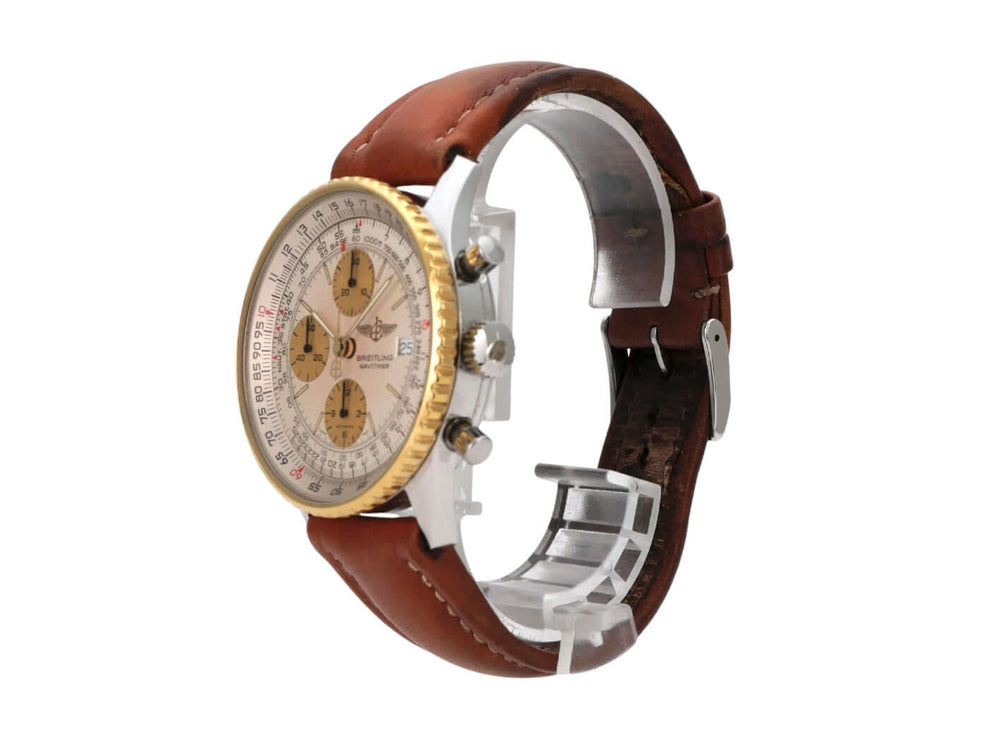 Breitling Navitimer Old Navitimer Chronograph D13022 mit braunem Lederband und gelbgoldener Lünette