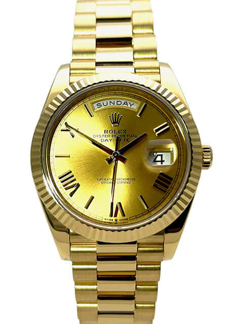 Rolex Day-Date 40 Gelbgold 228238 mit champagnerfarbenem Zifferblatt und römischen Ziffern auf Präsident Armband, 2020.
