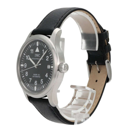 IWC Pilot`s Watch Mark XV IW325301 mit schwarzem Lederarmband, Edelstahlgehäuse, 38 mm Durchmesser, Automatikwerk.