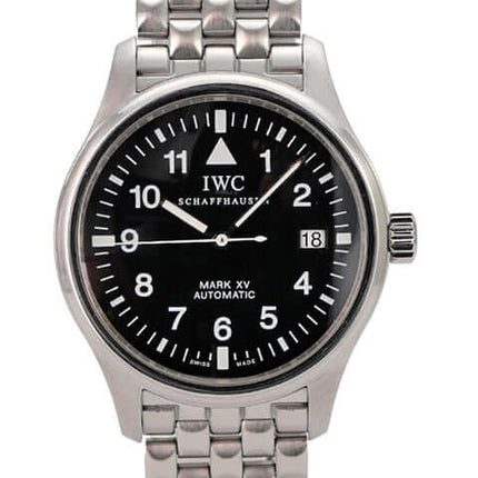 IWC Pilot`s Watch Mark XV IW325307 mit schwarzem Zifferblatt und Edelstahlarmband, Automatikuhr im sehr guten Zustand.