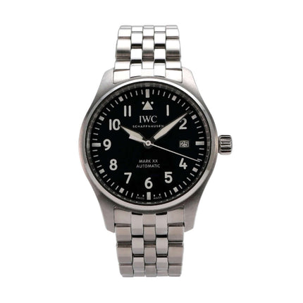 IWC Pilot's Watch Fliegeruhr Mark XX IW328202 mit schwarzem Zifferblatt und Edelstahlband, 40 mm Gehäuse.