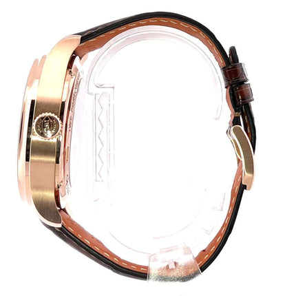 IWC Portugieser Perpetual Calendar 42 IW344202 Seitenansicht, Gehäuse aus 18 Kt. Rotgold, braunes Lederband, polierte Lünette.