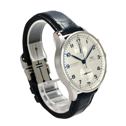 IWC Portugieser Chronograph IW371605 mit blauem Alligatorlederband und silbernem Zifferblatt
