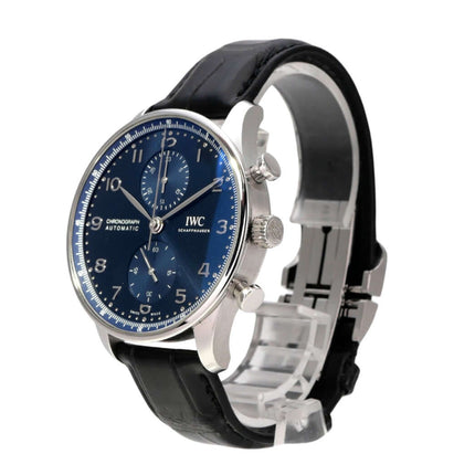 IWC Portugieser Chronograph IW371606 mit blauem Zifferblatt, Edelstahlgehäuse und schwarzem Alligatorlederband