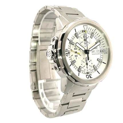 IWC Aquatimer Chronograph IW376802, Edelstahl Gehäuse und Armband, silberfarbenes Zifferblatt, Automatikwerk, wasserdicht bis 30 bar.