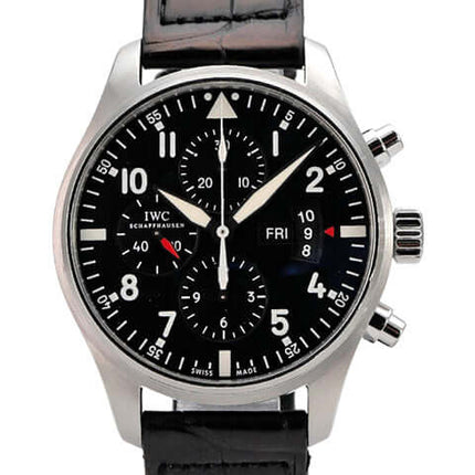 IWC Fliegeruhr Chrono-Automatic mit schwarzem Zifferblatt und schwarzem Lederarmband.