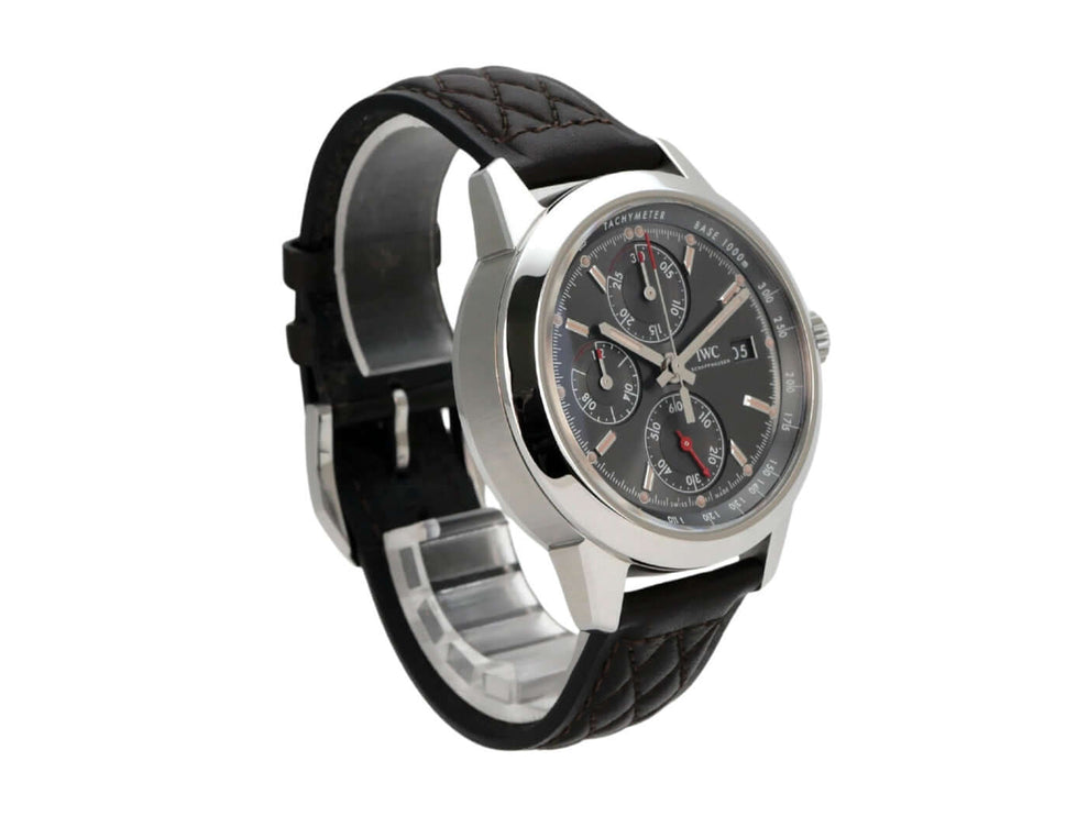 IWC Ingenieur Chronograph IW380702 Edition Rudolf Caracciola - Sicht auf das mechanische Chronographenwerk und die Automatik