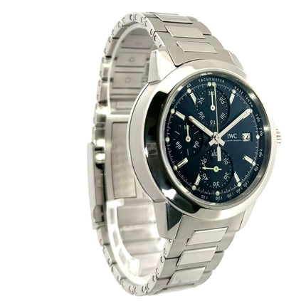 IWC Ingenieur Chronograph Ref. IW380802 mit blauem Zifferblatt und Edelstahlgehäuse, poliert und satiniert, aus dem Jahr 2018