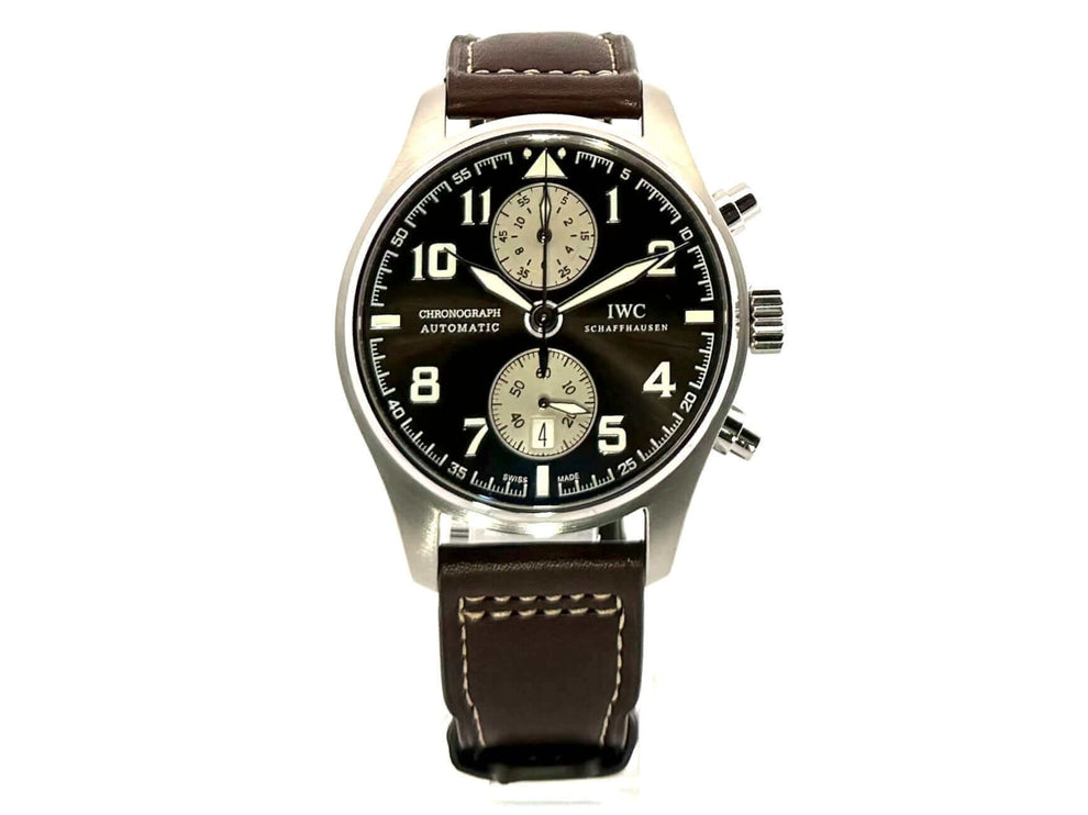 IWC Fliegeruhr Chronograph Edition Antoine de Saint Exupery Ref. IW387806 mit braunem Lederarmband und Edelstahlgehäuse