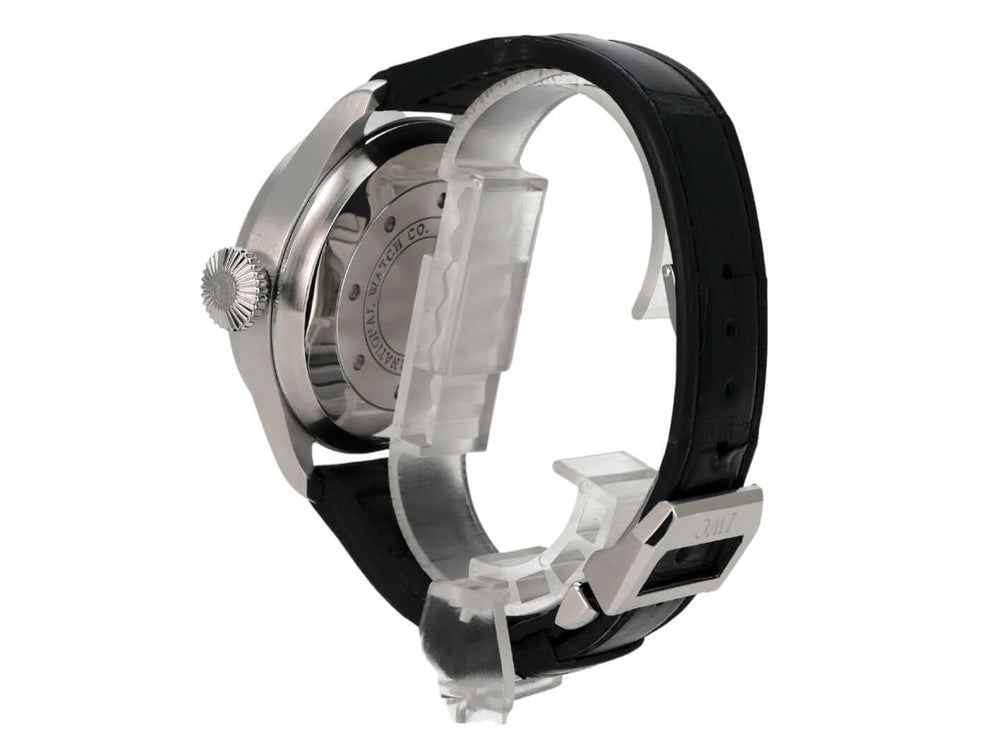 IWC Big Pilot Fliegeruhr IW500401, Edelstahlgehäuse, schwarzes Lederarmband, elegant und sportlich.