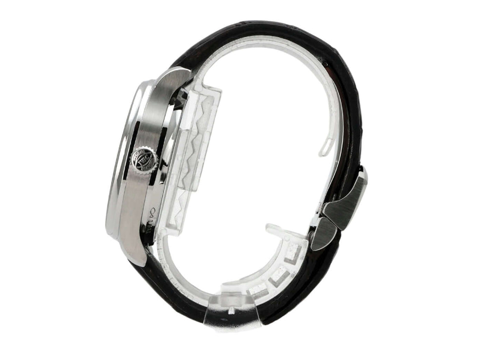 IWC Portugieser Automatic 7 Tage IW500704 seitliche Ansicht mit edlem Krokolederarmband und Edelstahlgehäuse.