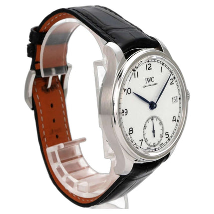 IWC Portugieser Handaufzug IW510212 Acht Tage Edition 150 Years, Edelstahl, weißes Zifferblatt, schwarzes Lederband