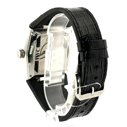 Rückansicht der IWC Da Vinci Automatic Vintage 1969 Platin Uhr mit schwarzem Lederarmband und Dornschließe