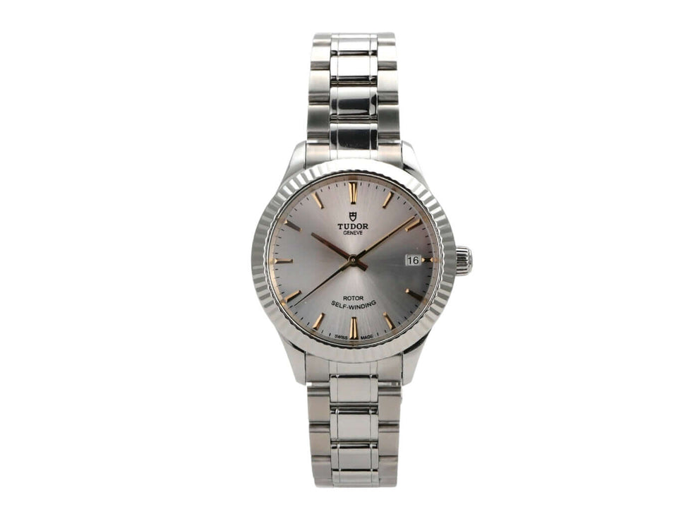Tudor Style Ref. M12310-0001 Edelstahl Uhr mit silbernem Zifferblatt und Datum, wasserdicht bis 10 bar.