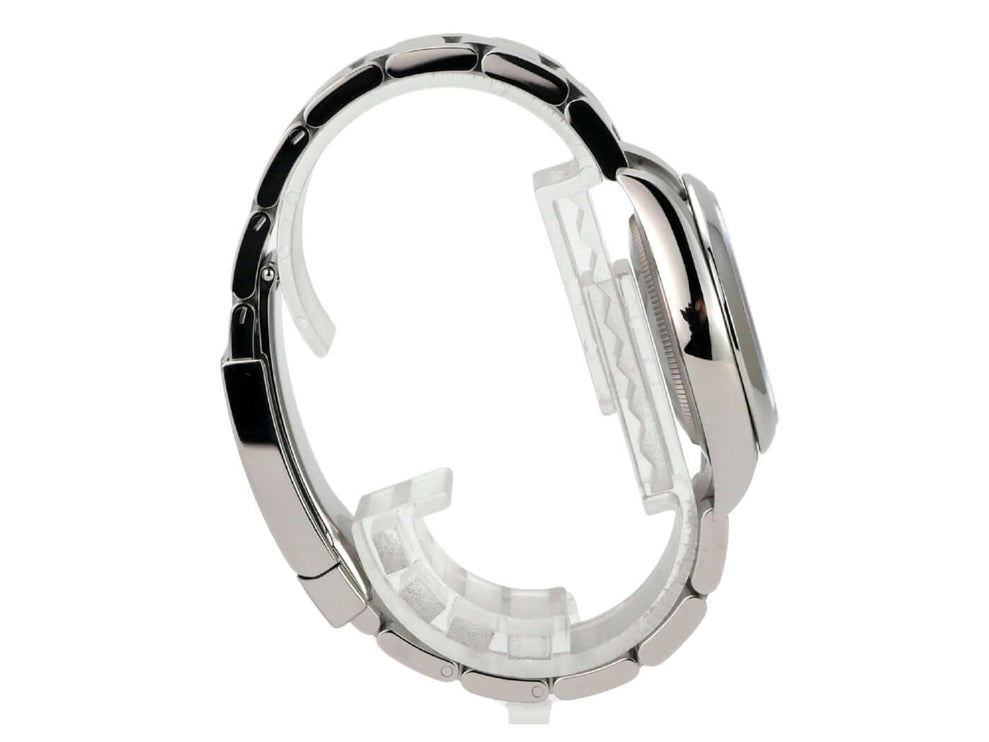 Rolex Oyster Perpetual 34 mm 124200 Med-Blue seitliche Ansicht des Edelstahlgehäuses und Armbands.