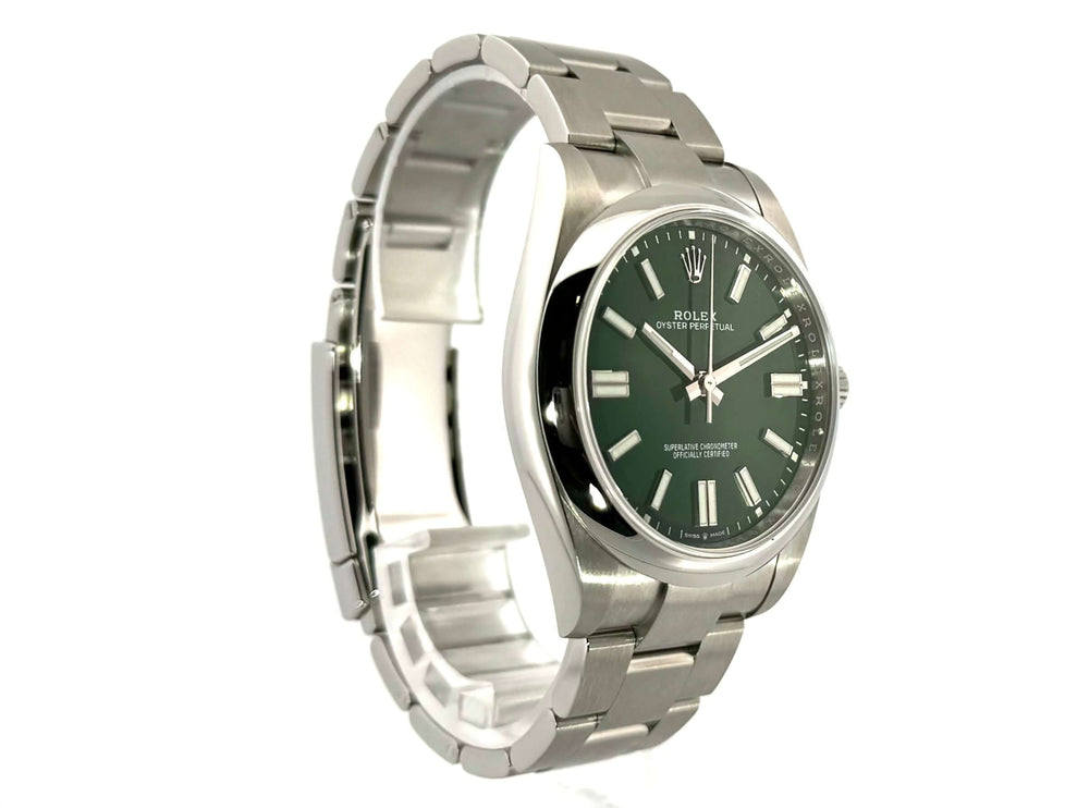 Rolex Oyster Perpetual 41 Ref. 124300 Grün, Edelstahlgehäuse, grünes Zifferblatt, Oyster-Armband, ungetragen, Box und Papiere, deutsche Lieferung 11-2021.
