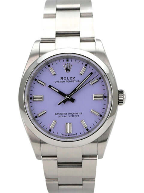 Rolex Oyster Perpetual 36 126000 Lavender Armbanduhr mit lila Zifferblatt und Edelstahlarmband.