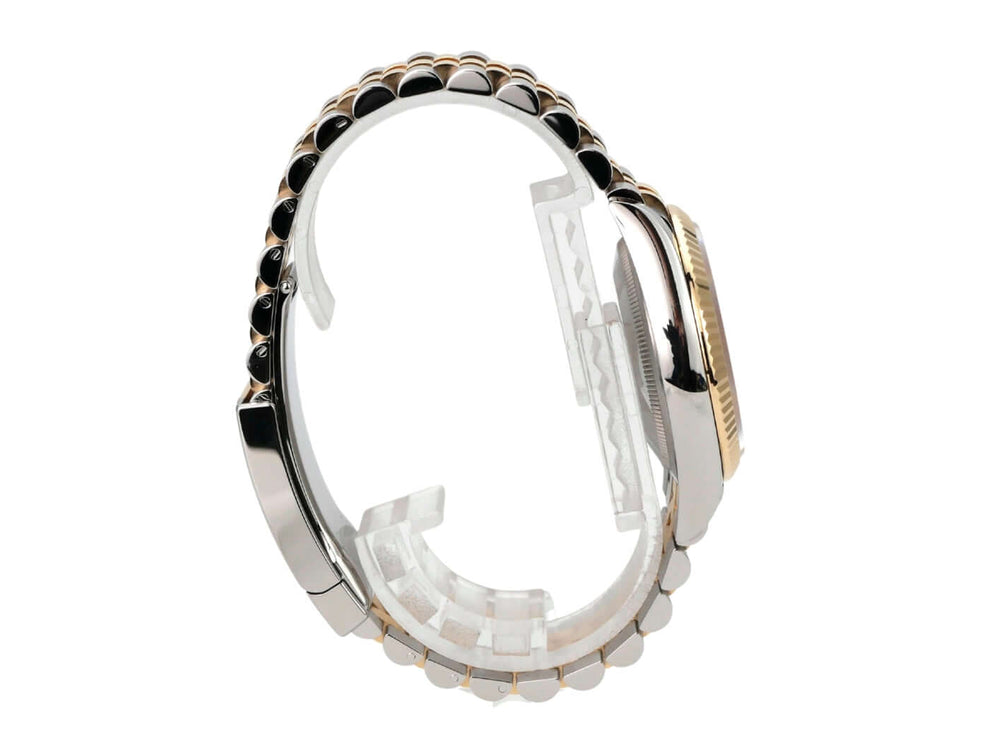 Rolex Datejust 36 126233 Perlmutt Diamant Jubile-Band von der Seite, mit Edelstahl und Gelbgold Armband.