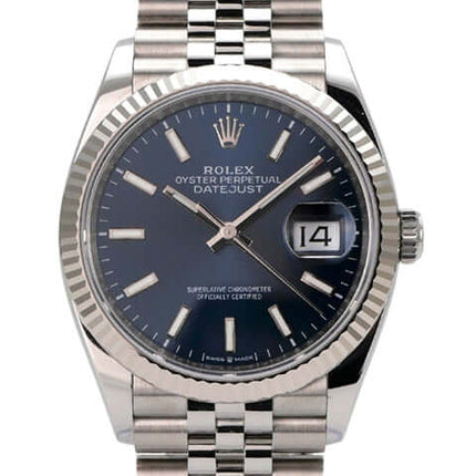 Rolex Datejust 36 Oystersteel Weißgold 126234 Blau Jubile-Band mit blauem Zifferblatt und jubilee Band.