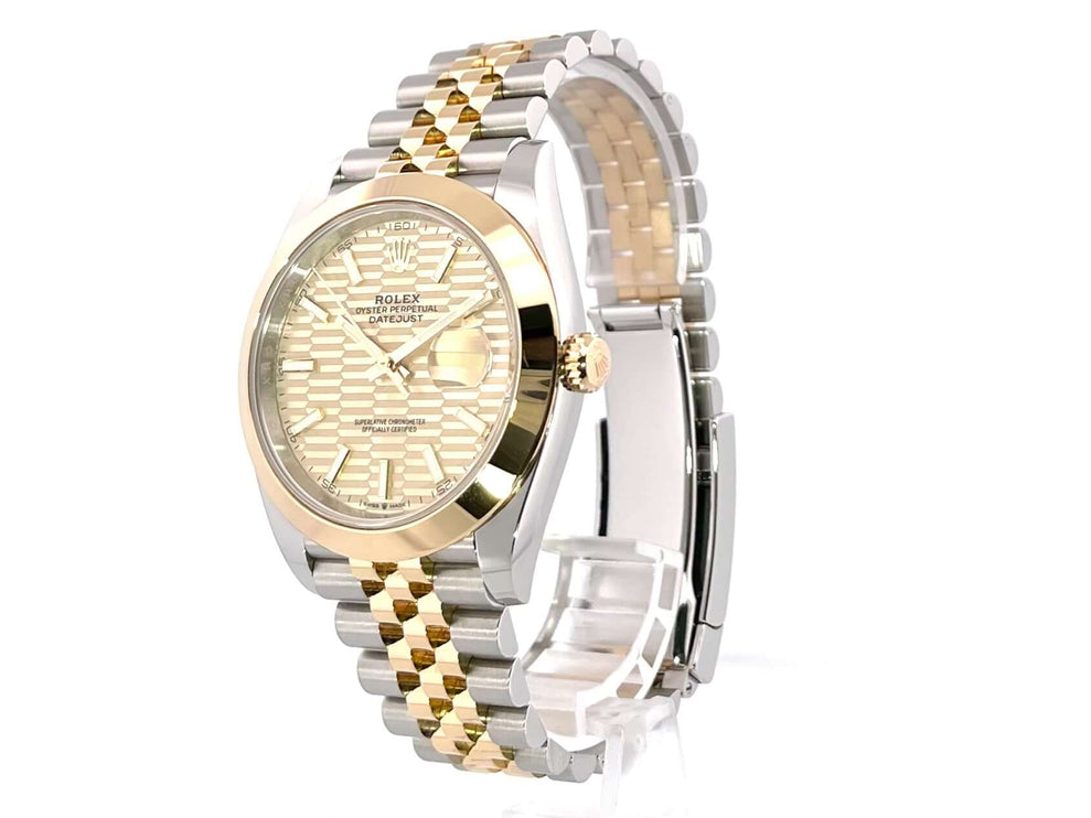Rolex Datejust 41 Uhr Ref. 126303 mit Edelstahl-Gelbgold Gehäuse und goldenem Riffelmuster auf Jubilé-Armband