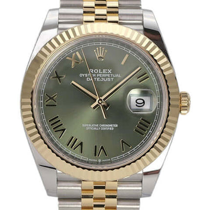 Rolex Datejust 41 Edelstahl Gelbgold 126333 Olivegrün Jubile-Band mit olivgrünem Zifferblatt und römischen Ziffern.