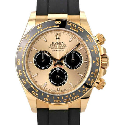 Rolex Daytona 126518LN Gelbgold Oysterflex Champagner Uhr mit champagnerfarbenem Zifferblatt und schwarzem Oysterflex-Band.