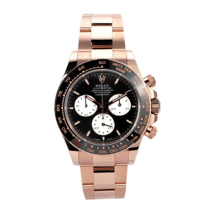Rolex Cosmograph Daytona 126525LN Everose-Gold LeMans mit schwarzem Zifferblatt und poliertem Everose-Gold Armband.