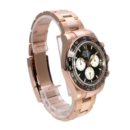 Rolex Cosmograph Daytona 126525LN Everose-Gold LeMans Uhr mit 18 kt Everose-Gold Armband und schwarzem Zifferblatt.