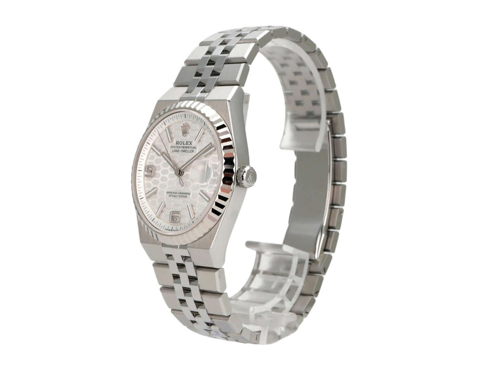 Rolex Land-Dweller 36 Oystersteel Weißgold 127234 Tiefweiß Wabe Flat Jubile-Band seitliche Ansicht der Uhr