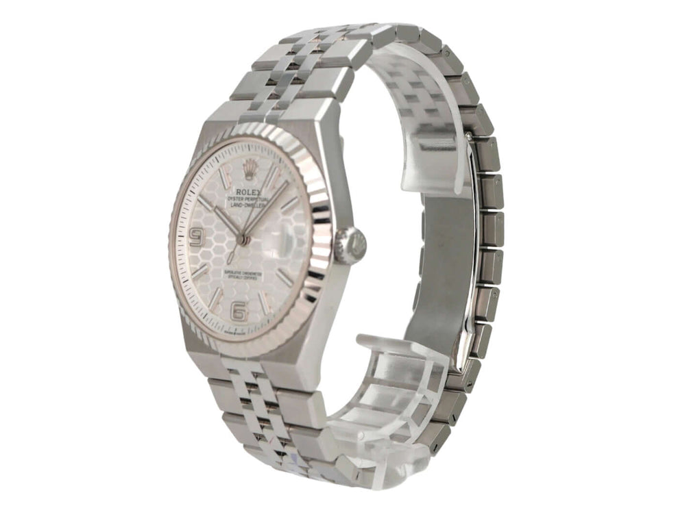 Rolex Land-Dweller 40 Oystersteel Weißgold 127334 Tiefweiß Wabe Flat Jubile-Band seitliche Ansicht