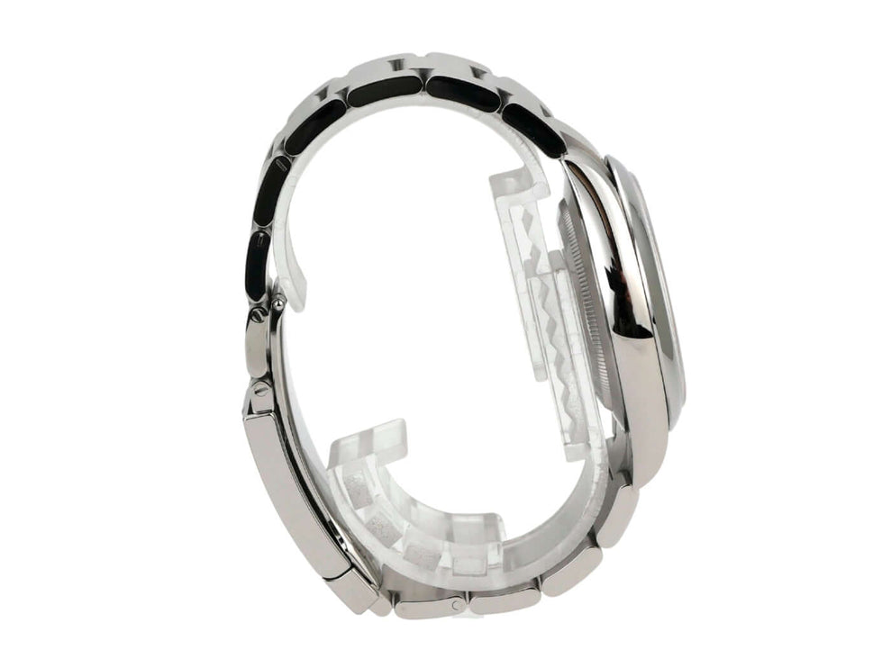 Rolex Oyster Perpetual 41 Ref. 134300 Pistachio seitliche Ansicht des Edelstahlgehäuses und Armbands.