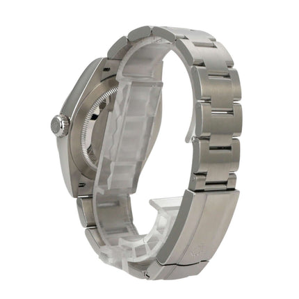 Seitenansicht des Rolex Oyster Perpetual 41 Ref. 134300 Pistachio mit Edelstahlband und Faltschließe.