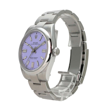 Rolex Oyster Perpetual 41 Ref. 134300 Lavender mit Edelstahlgehäuse und lila Zifferblatt.