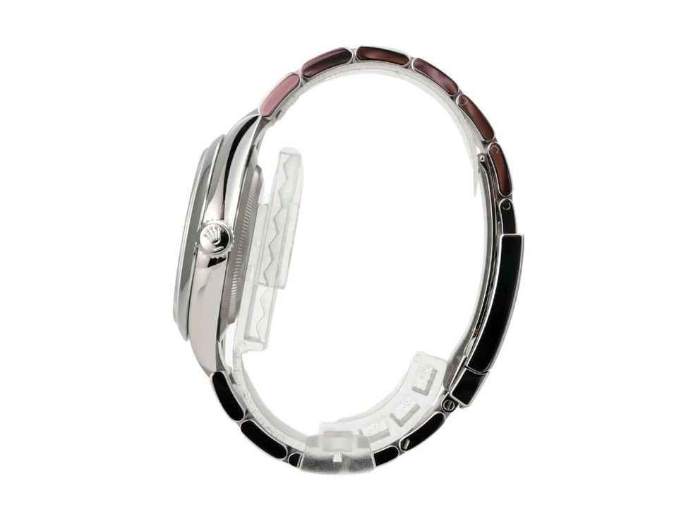 Rolex Oyster Perpetual 41 Ref. 134300 Lavender Ansicht vom Gehäuse und Armband in Edelstahl.