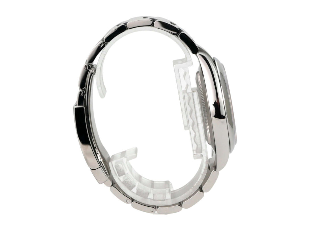 Rolex Oyster Perpetual 41 Ref. 134300 Lavender seitliche Ansicht des Edelstahlgehäuses und Armbands.