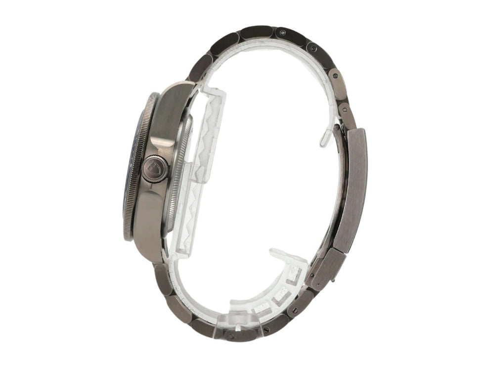 Tudor Pelagos Titan Blue M25600TB-0001 Automatik-Uhr, 42 mm Titan-Gehäuse seitliche Ansicht.