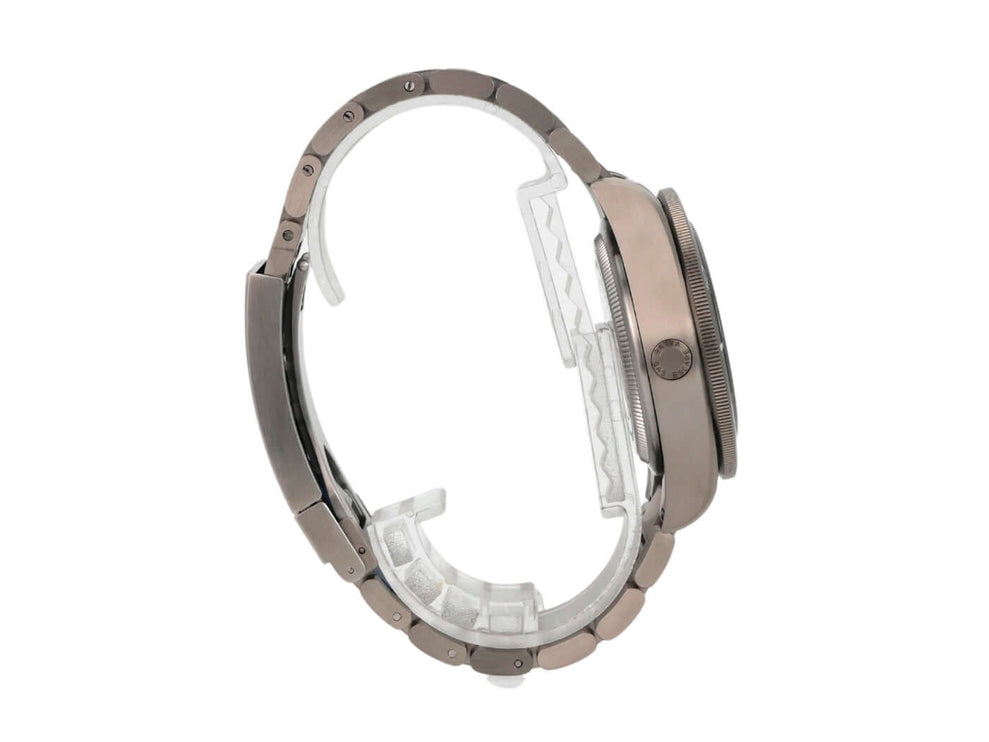 Tudor Pelagos Titan M25600TN-0001 Seite mit Titan-Gehäuse, drehbarer Lünette und Sicherheitsfaltschließe