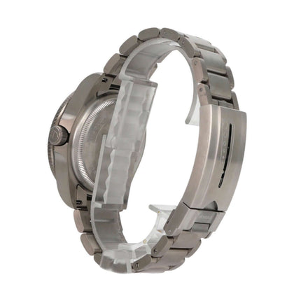 Tudor Pelagos Titan M25600TN-0001 Uhr, seitliche Ansicht, Titan-Gehäuse und Armband.