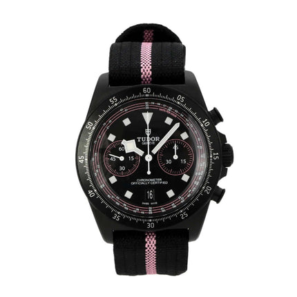 Tudor Pelagos FXD Chrono Pink M25827KNRS-0002 Giro d'Italia mit schwarzem Zifferblatt und Textilband.