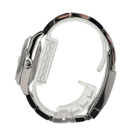 Side view of Rolex Datejust 31 mit Oystersteel Band, polierter und satiniert, Ref. 278240, schwarz.