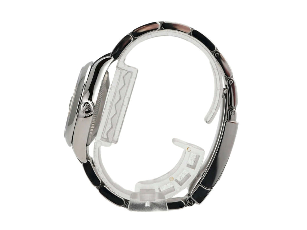 Side view of Rolex Datejust 31 mit Oystersteel Band, polierter und satiniert, Ref. 278240, schwarz.