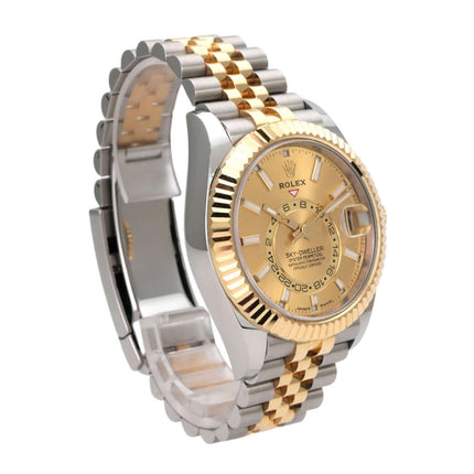 Rolex Sky-Dweller Edelstahl Gelbgold 336933 Champagner Jubile-Band Uhr mit glänzendem Zifferblatt und Jubilee-Armband.