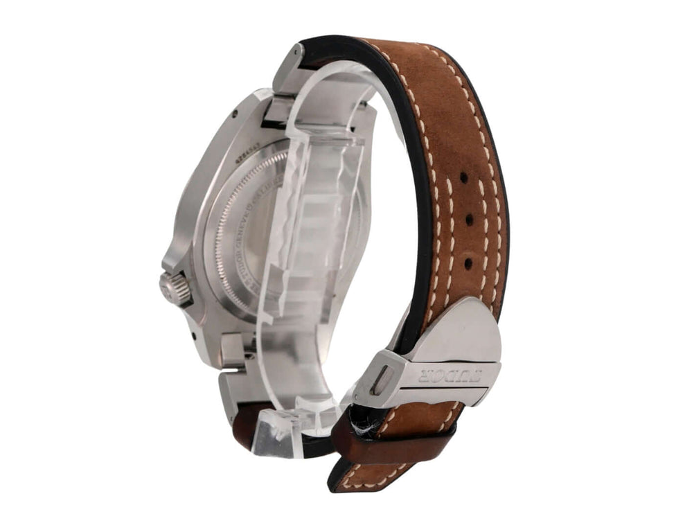 Tudor Black Bay P01 M70150-0001 mit braunem Lederband und Edelstahlgehäuse, Rückansicht